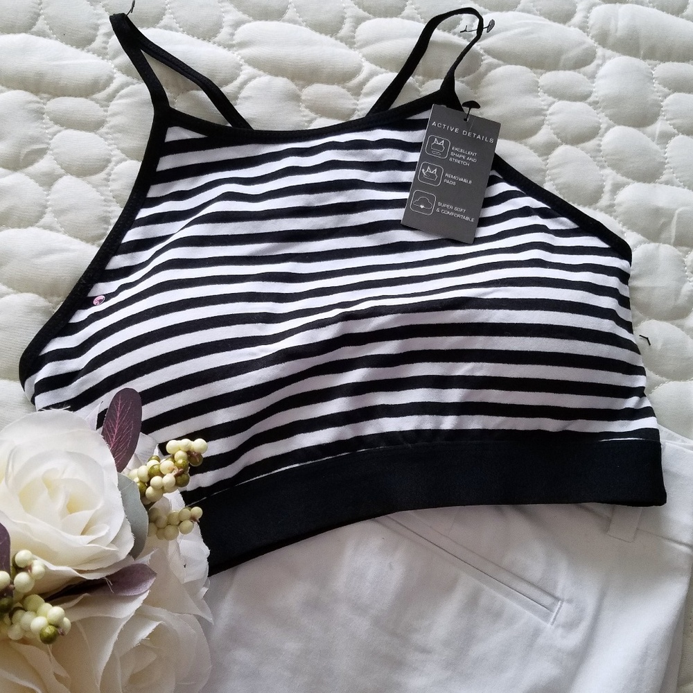 NWT Women's Athletic  Work Out Top